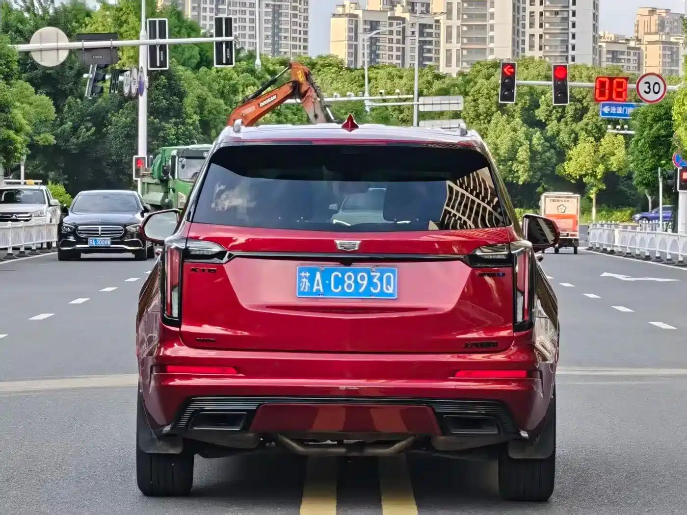 Cadillac XT6 2022 2.0T Six-Seat AWD Premium — миниатюра 15