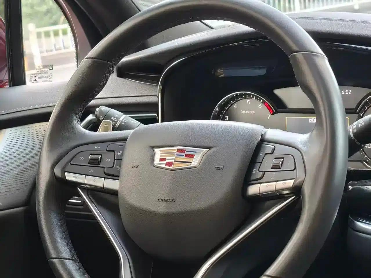 Cadillac XT6 2022 2.0T Six-Seat AWD Premium — миниатюра 7