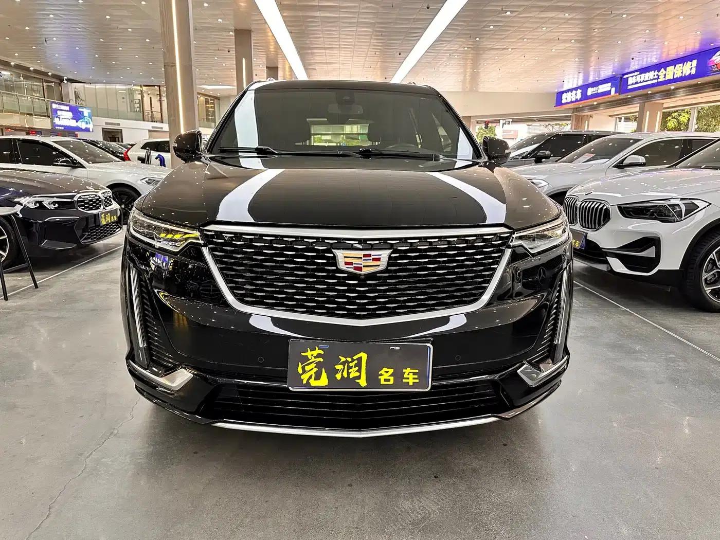 Cadillac XT6 2022 2.0T 7-seater 2WD Luxury — миниатюра 2