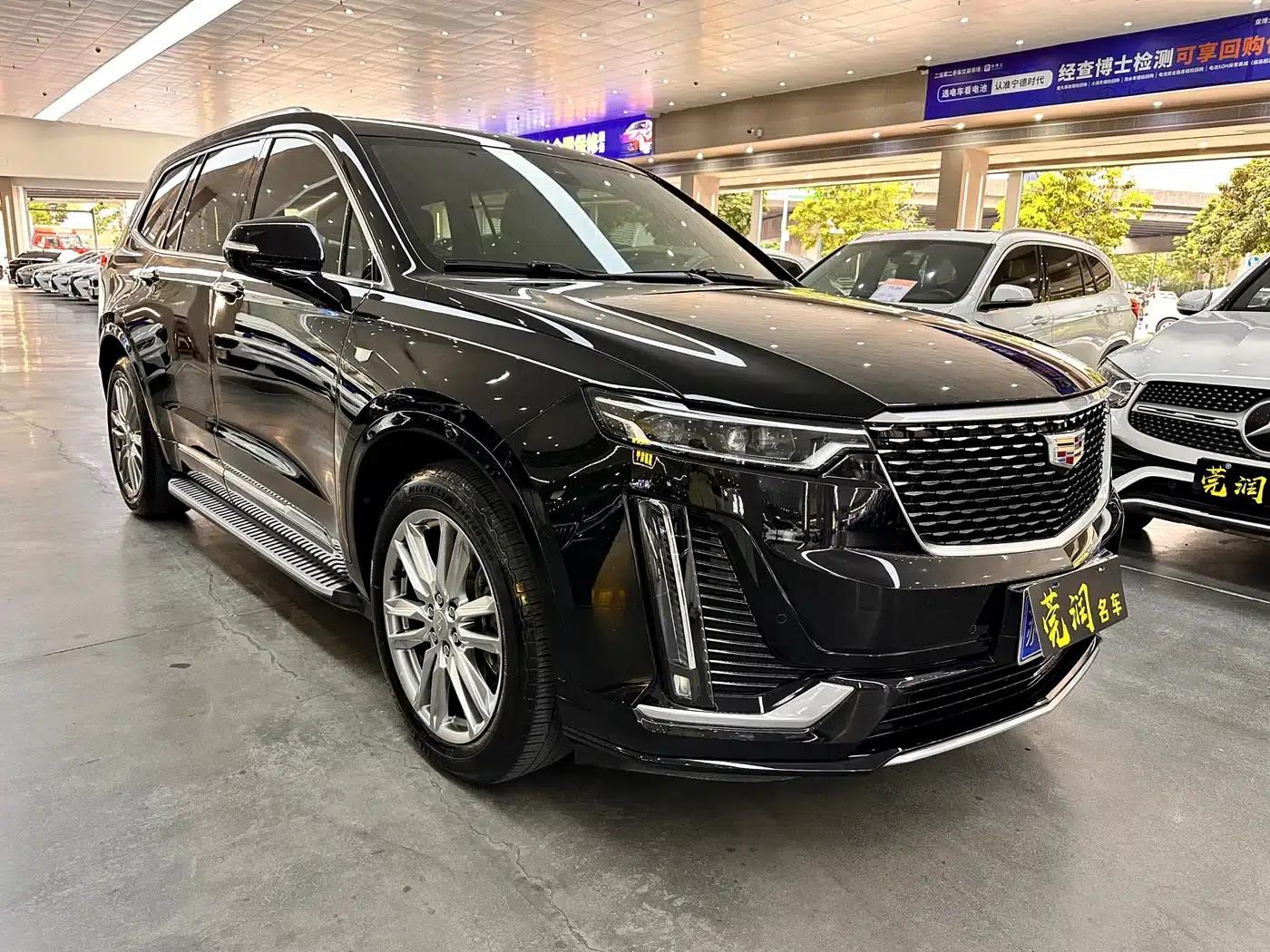 Cadillac XT6 2022 2.0T 7-seater 2WD Luxury — миниатюра 3