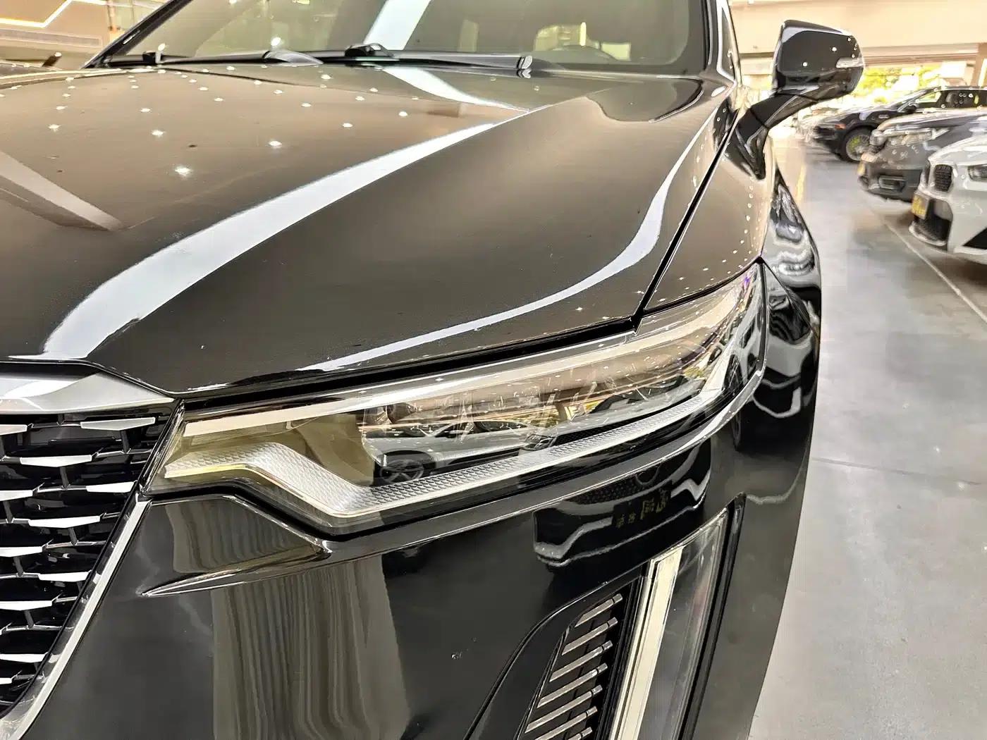 Cadillac XT6 2022 2.0T 7-seater 2WD Luxury — миниатюра 4