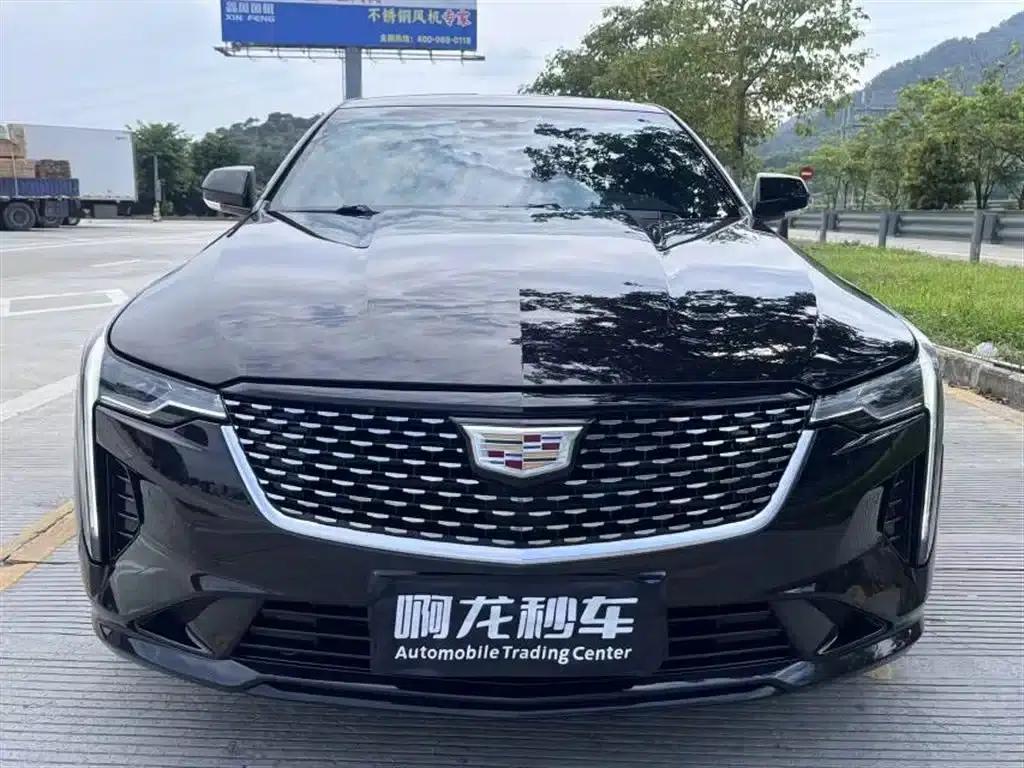 2023 Cadillac CT4 28T Luxury — миниатюра 2