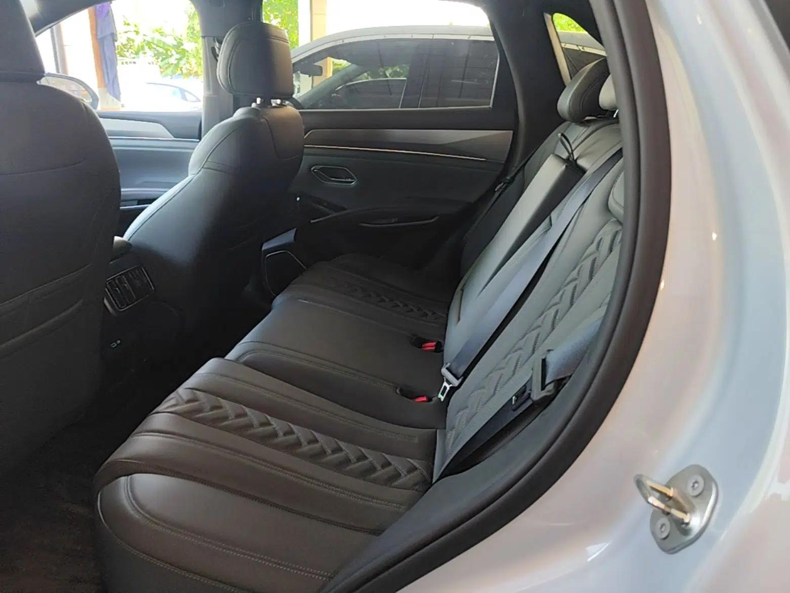 BYD Song L DM-i 2025 Intelligent Driving Version 160 km Beyond-Range Type — миниатюра 20