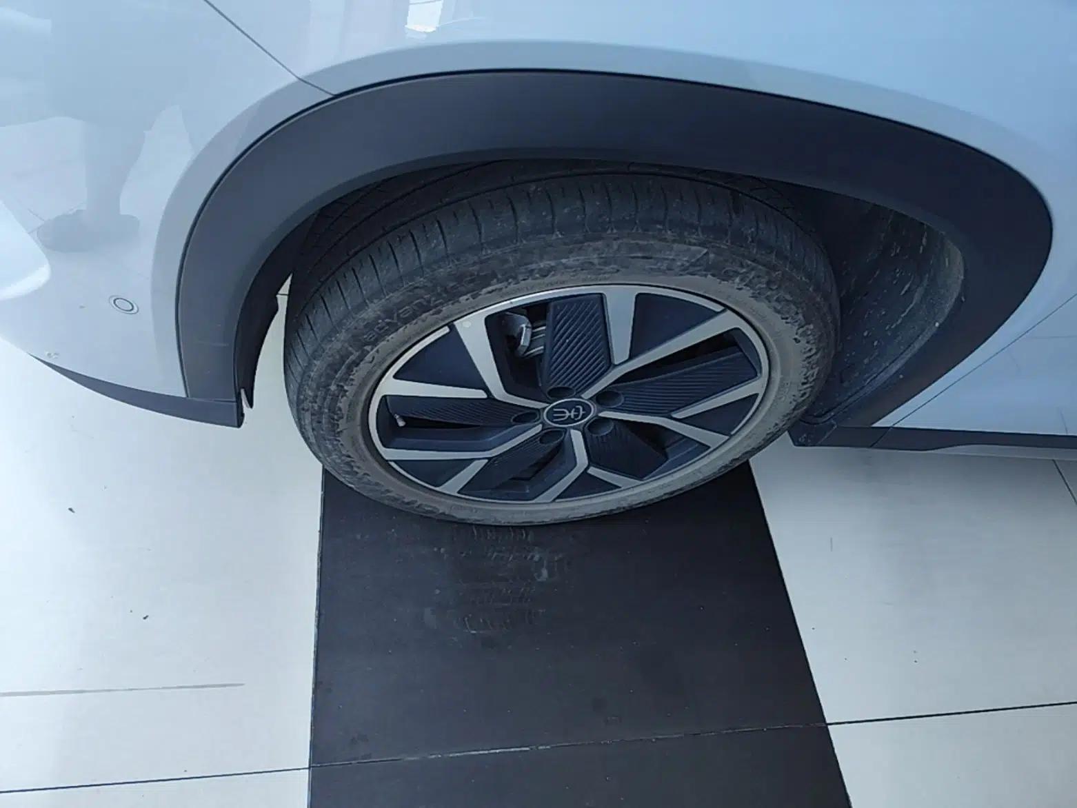 BYD Song L DM-i 2025 Intelligent Driving Version 160 km Beyond-Range Type — миниатюра 10