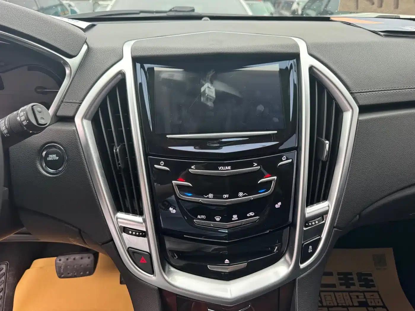 2014 Cadillac SRX 3.0L Luxury — миниатюра 6