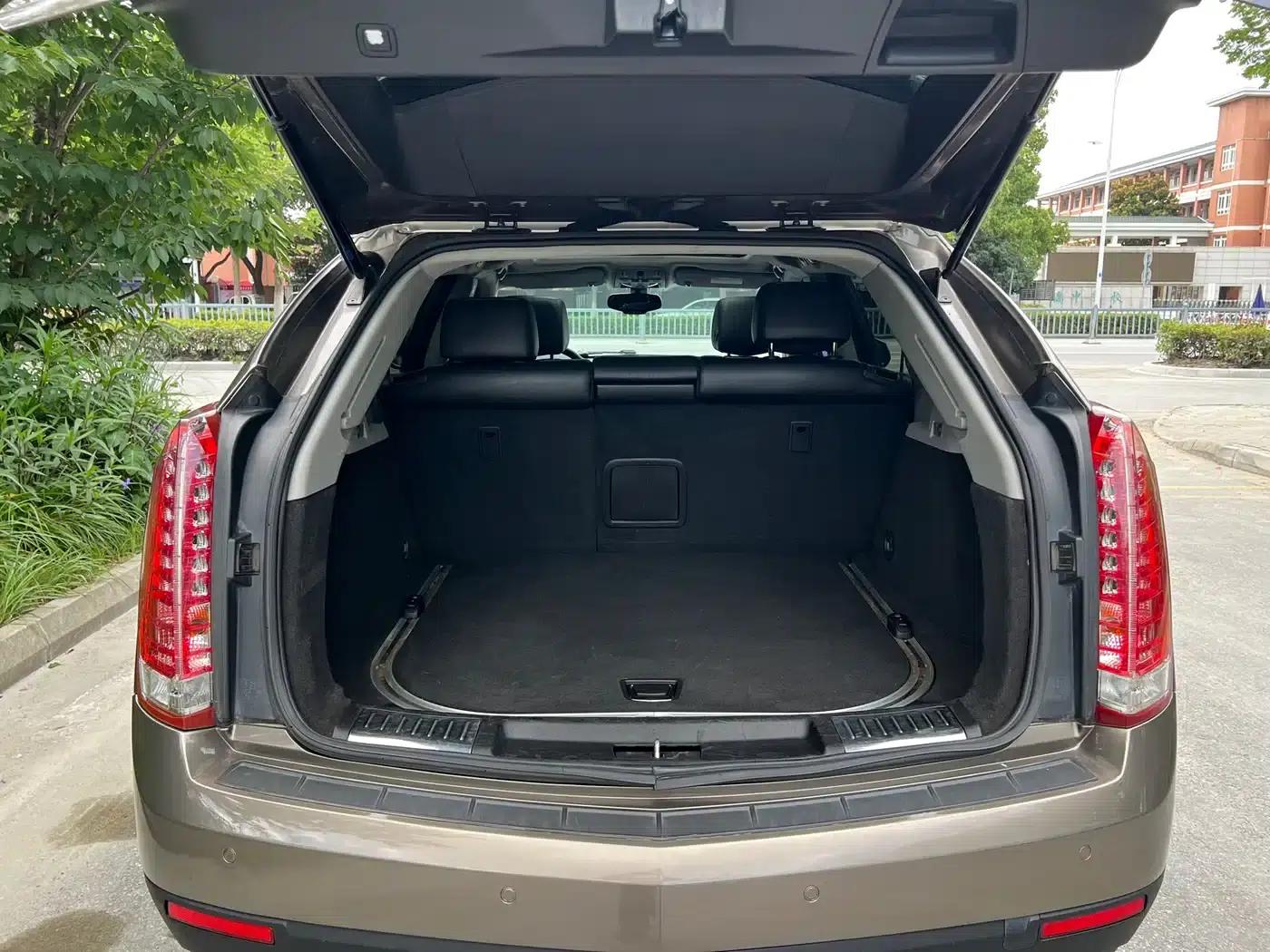 2015 Cadillac SRX 3.0L Elite — миниатюра 16