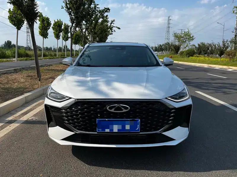 Chery Arrizo 8 PRO 2025 1.6T DCT Luxury Edition — миниатюра 2