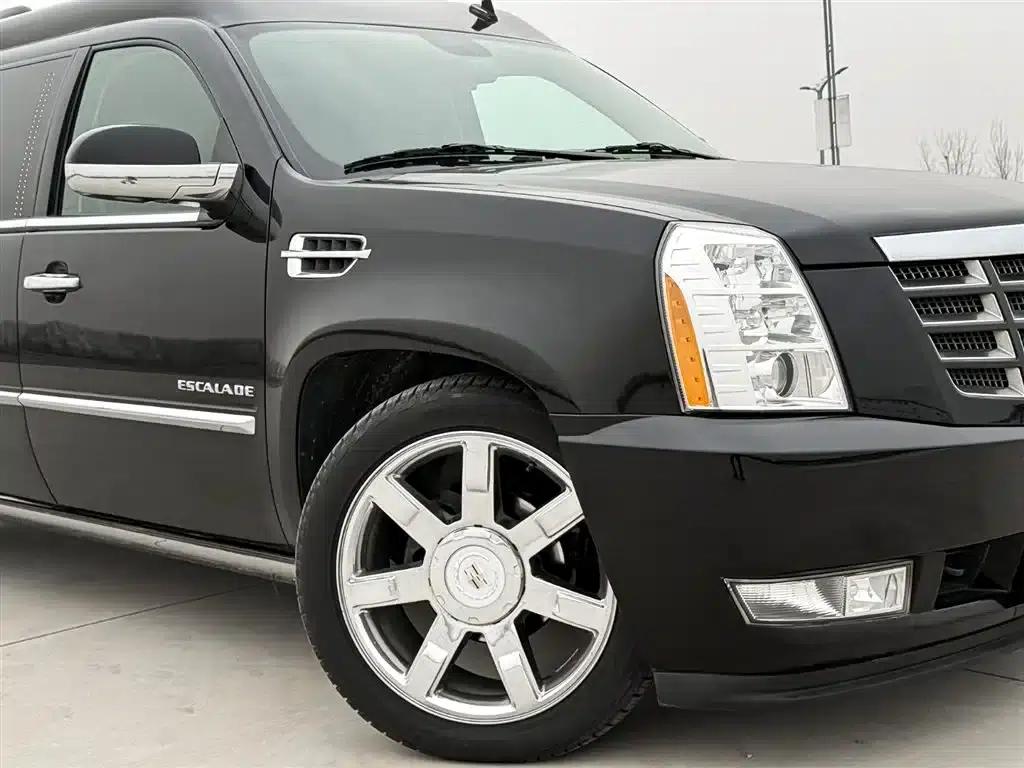2008 Cadillac Escalade 6.2 AWD — миниатюра 10