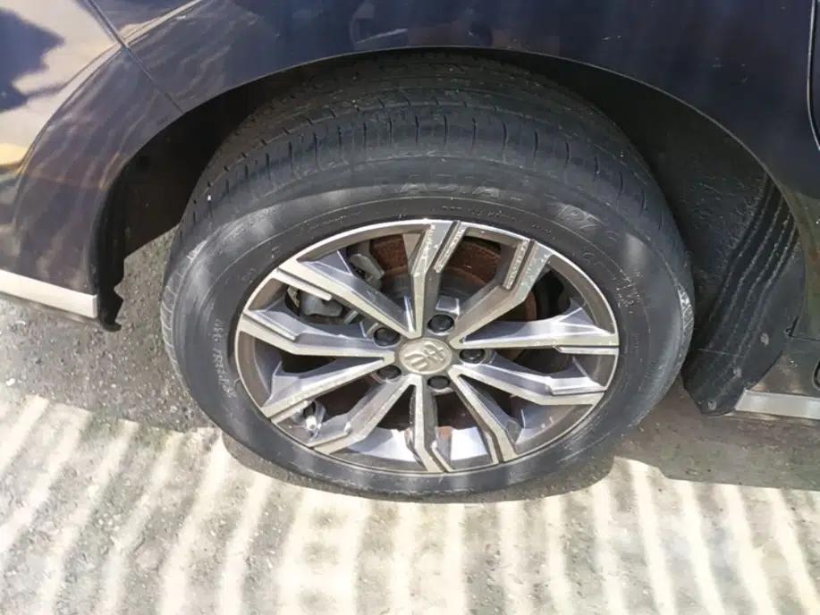BYD Song MAX 2021 Upgraded Model 1.5T Automatic Prestige 7-Seater — миниатюра 11