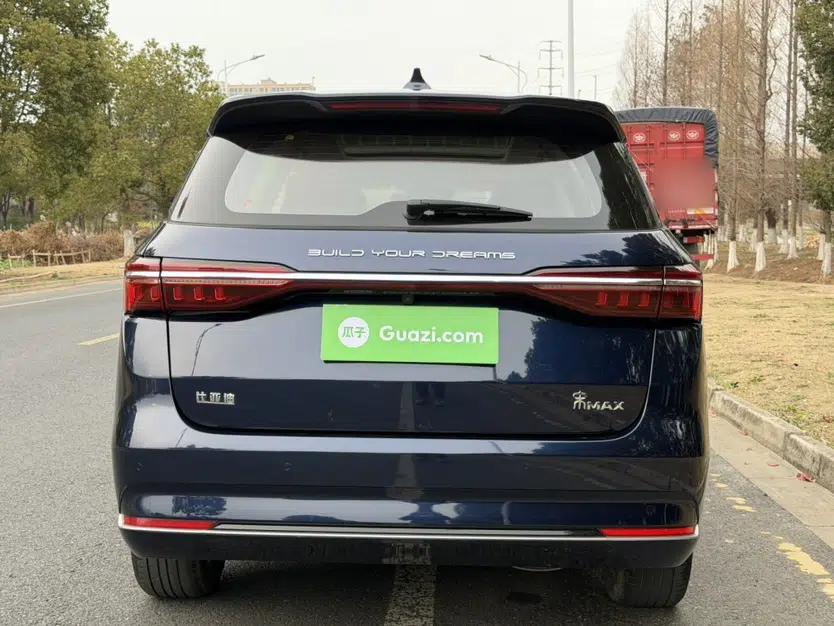 BYD Song MAX 2021 Upgraded Model 1.5T Automatic Prestige 7-Seater — миниатюра 17