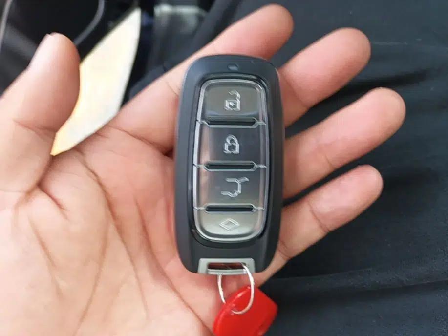 BYD Song MAX 2021 Upgraded Model 1.5T Automatic Prestige 7-Seater — миниатюра 34
