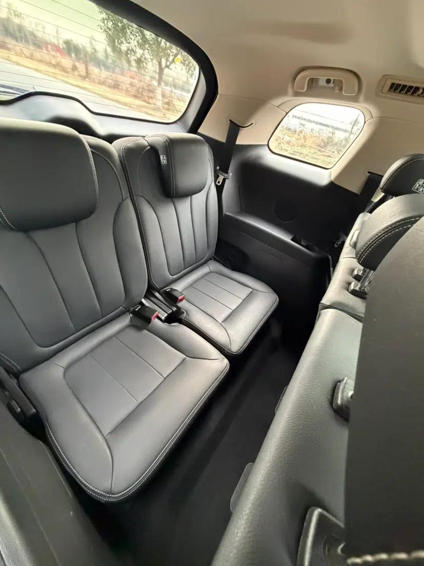 BYD Song MAX 2021 Upgraded Model 1.5T Automatic Prestige 7-Seater — миниатюра 40