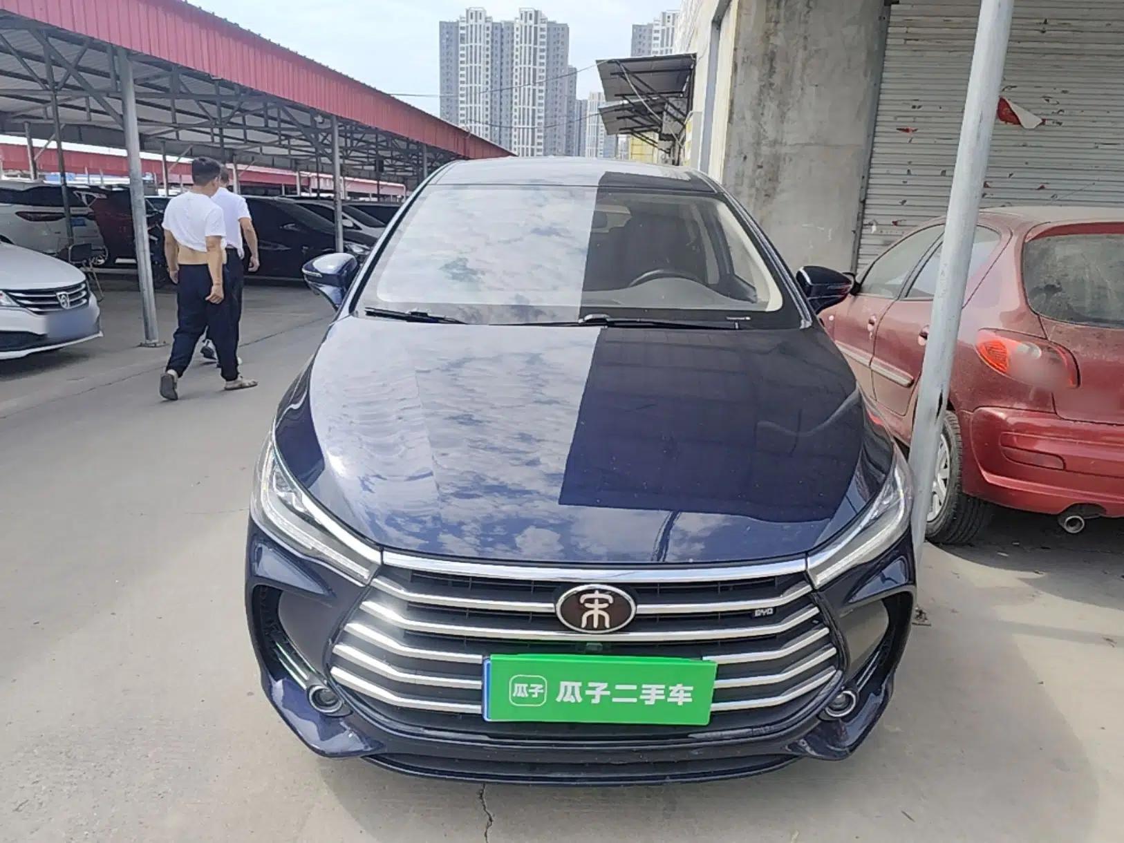 BYD Song MAX 2017 1.5T Automatic Smart Connect Luxury 7-Seater — миниатюра 2