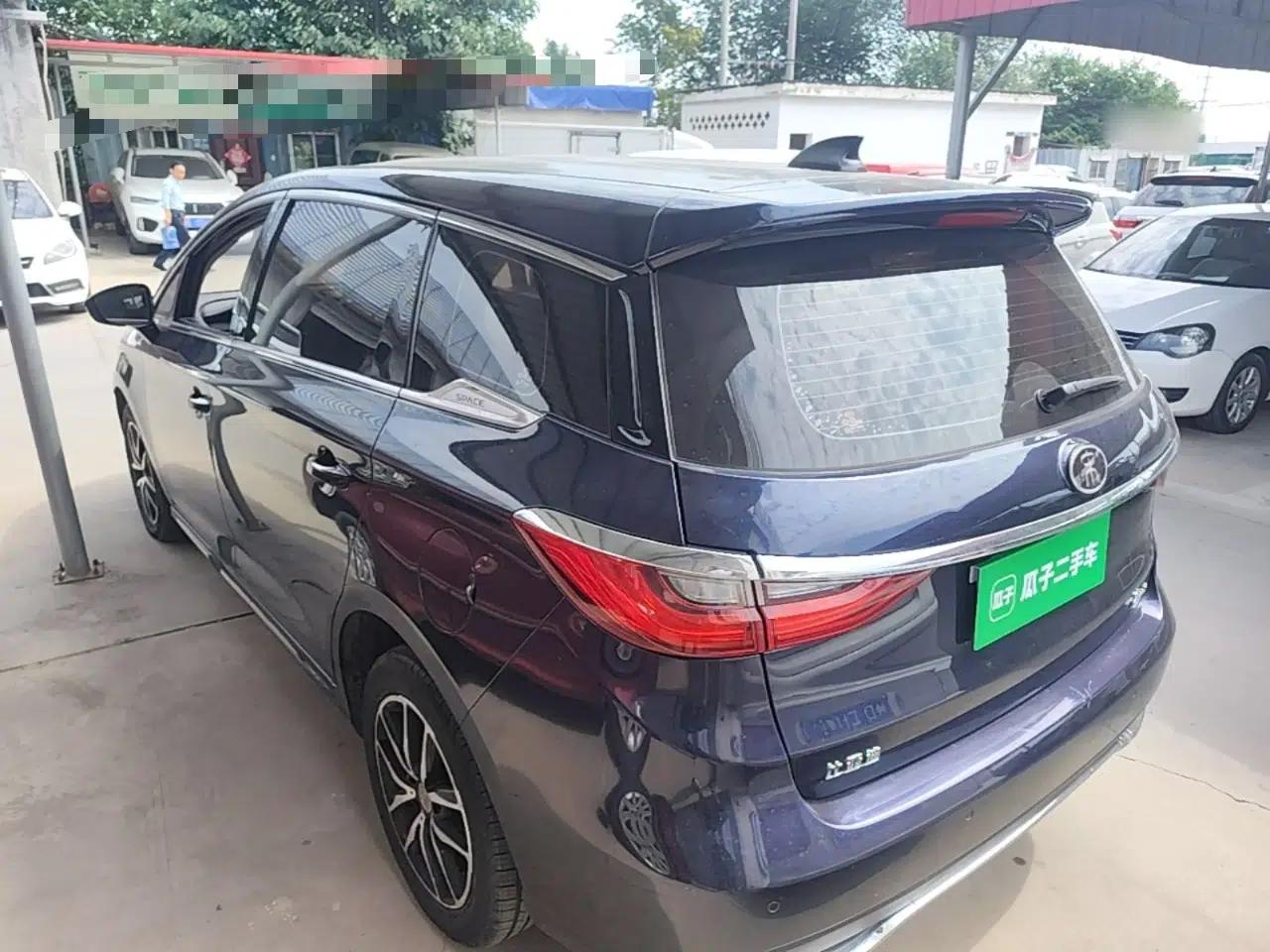 BYD Song MAX 2017 1.5T Automatic Smart Connect Luxury 7-Seater — миниатюра 4