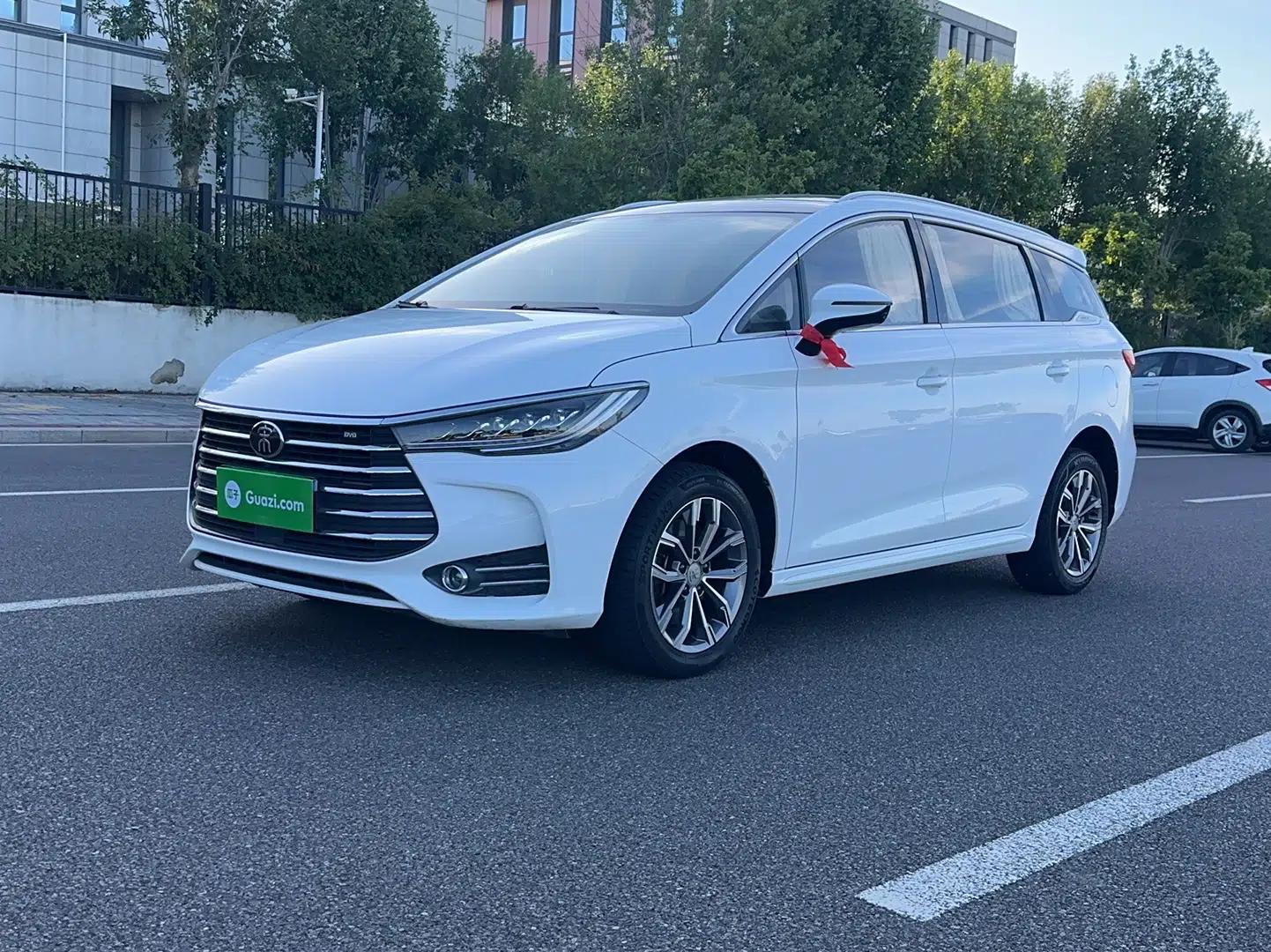BYD Song MAX 2019 1.5T Automatic Smart Connect Prestige Model 6 Seats China VI Standard — миниатюра 1