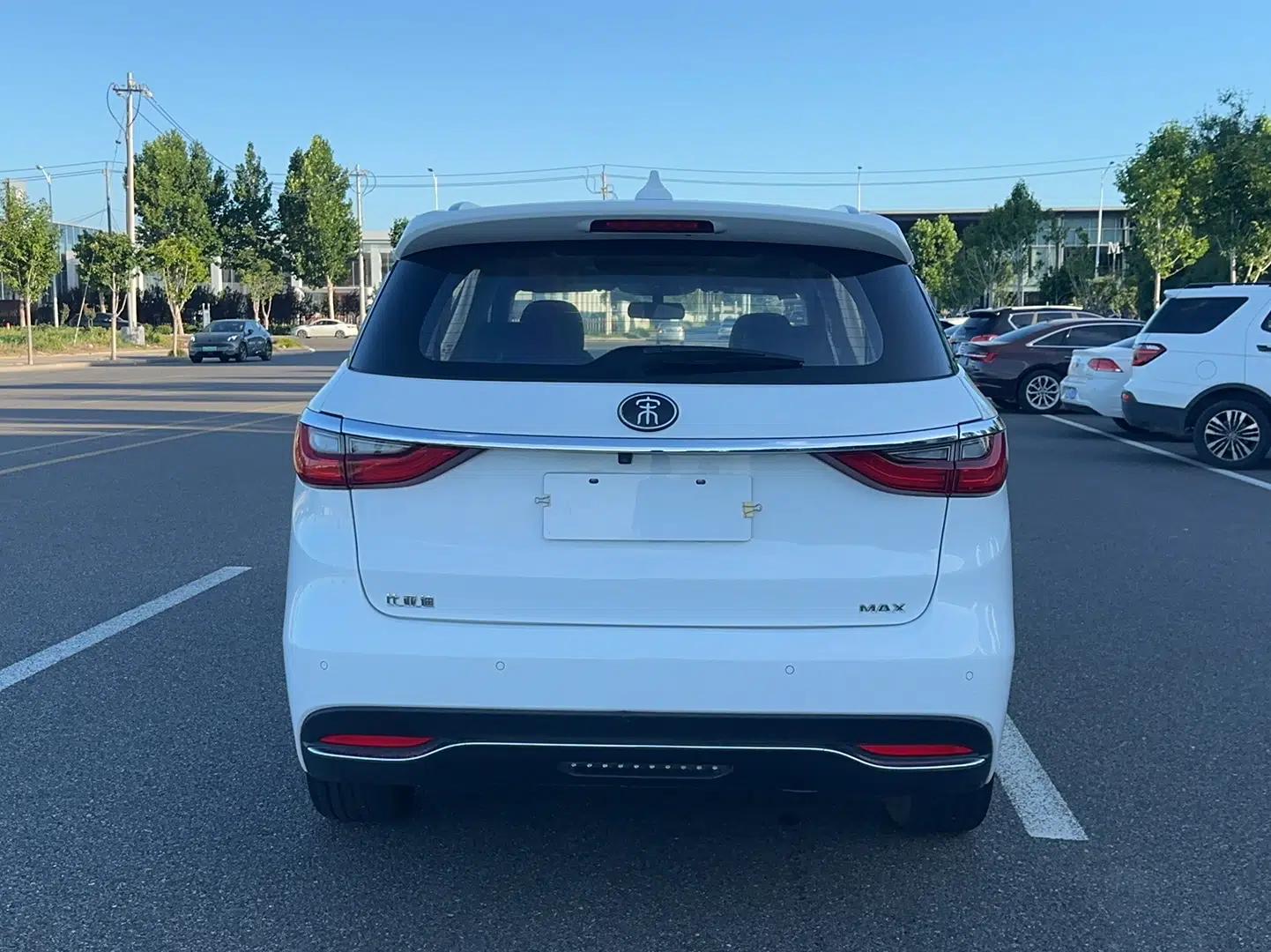 BYD Song MAX 2019 1.5T Automatic Smart Connect Prestige Model 6 Seats China VI Standard — миниатюра 5