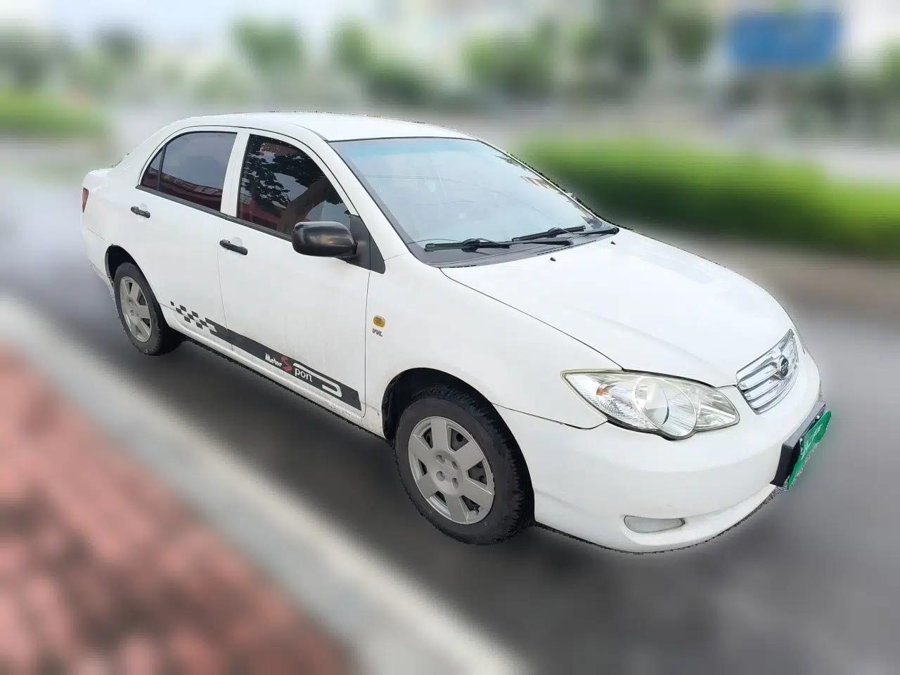 BYD F3 2012 Energy-Saving Edition 1.5L Manual Standard Model — миниатюра 3