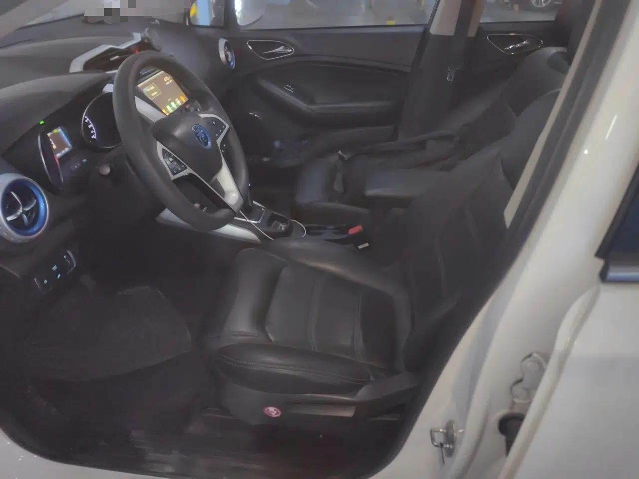 BYD Yuan New Energy 2019 EV360 Smart Connect Leading Model — миниатюра 12