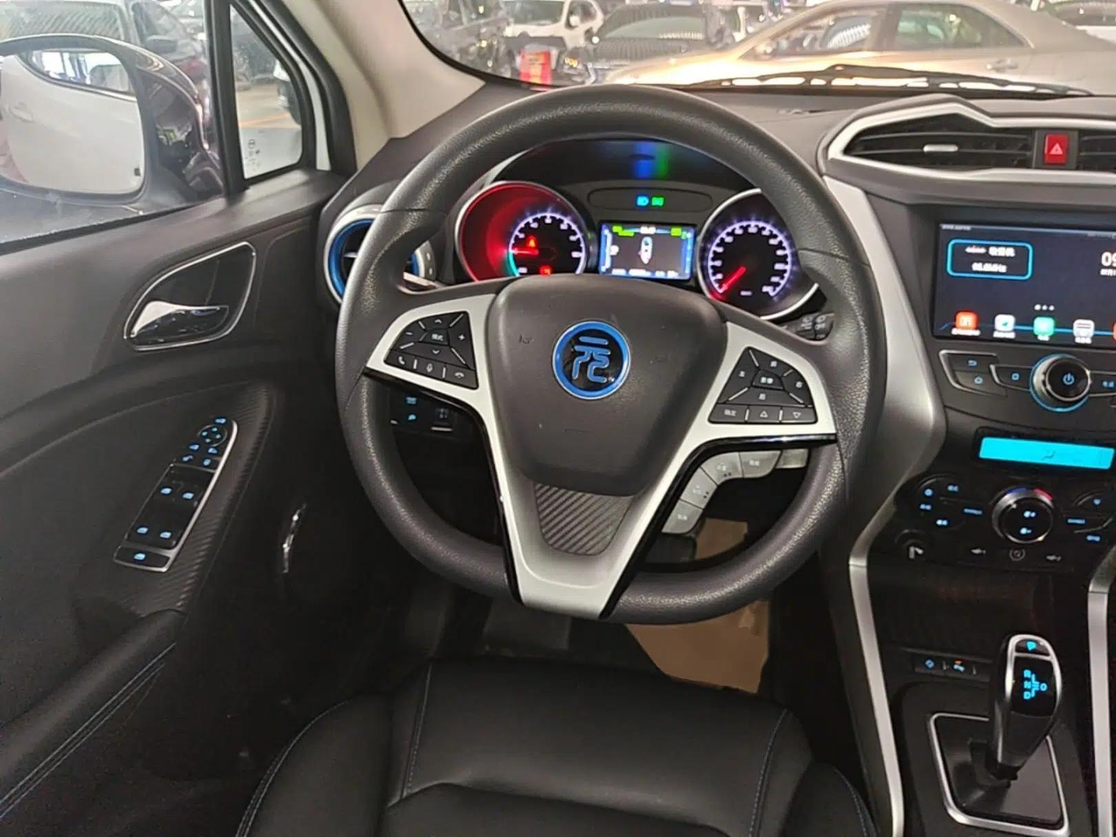 BYD Yuan New Energy 2019 EV360 Smart Connect Elite Model — миниатюра 13