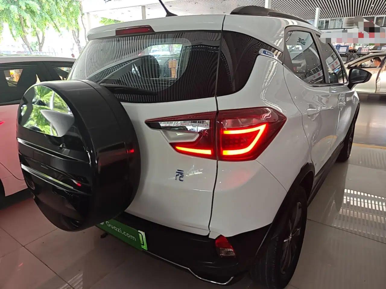 BYD Yuan New Energy 2019 EV360 Smart Connect Elite Model — миниатюра 6