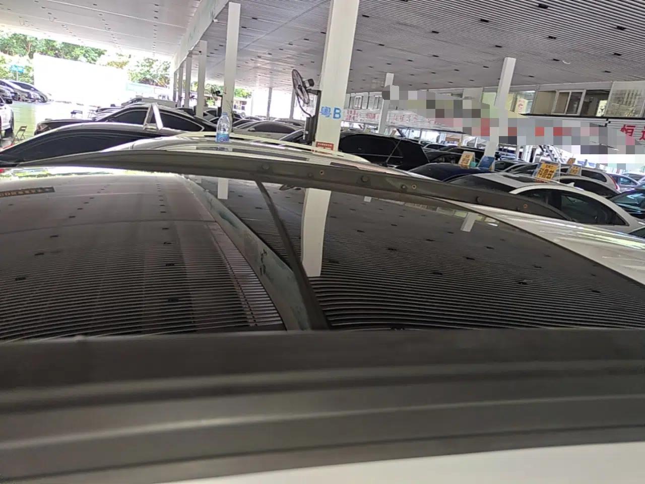 BYD Yuan New Energy 2019 EV360 Smart Connect Elite Model — миниатюра 7