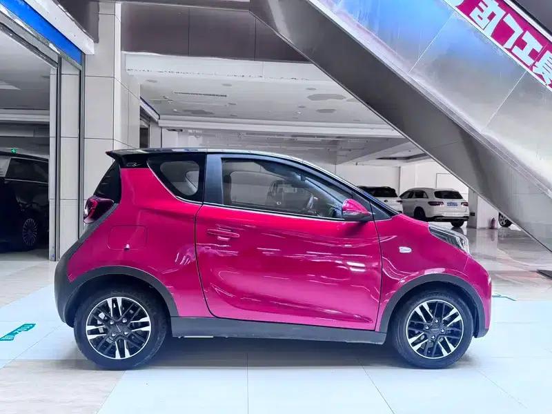 Little Ant 2022 Model, Sweet Pink Version, Lithium Iron Phosphate, 29.2kWh, 30kW, 301km/h — миниатюра 8
