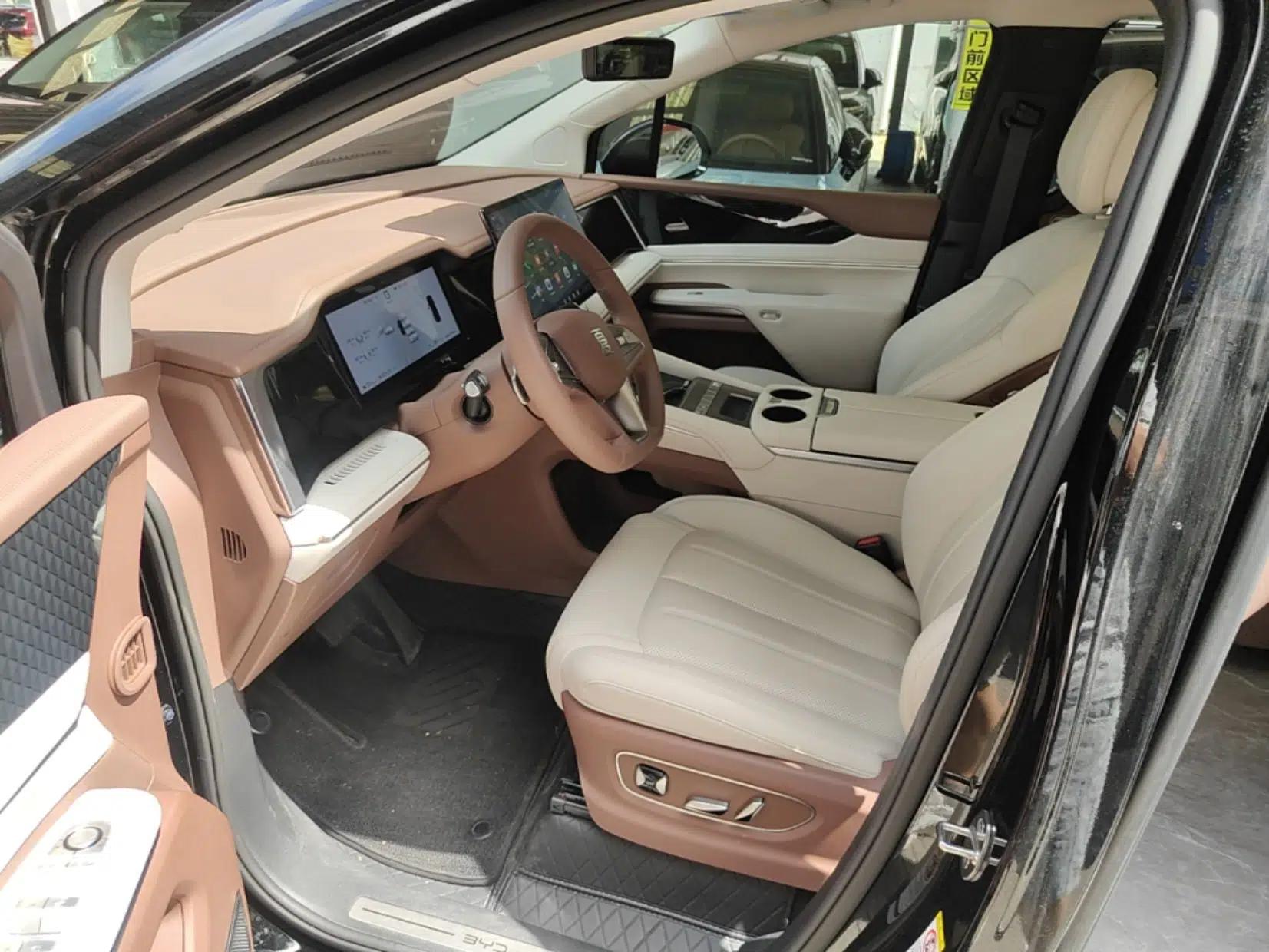 BYD Xia 2025 DM-i 1.5T 180km Excellence Model — миниатюра 17