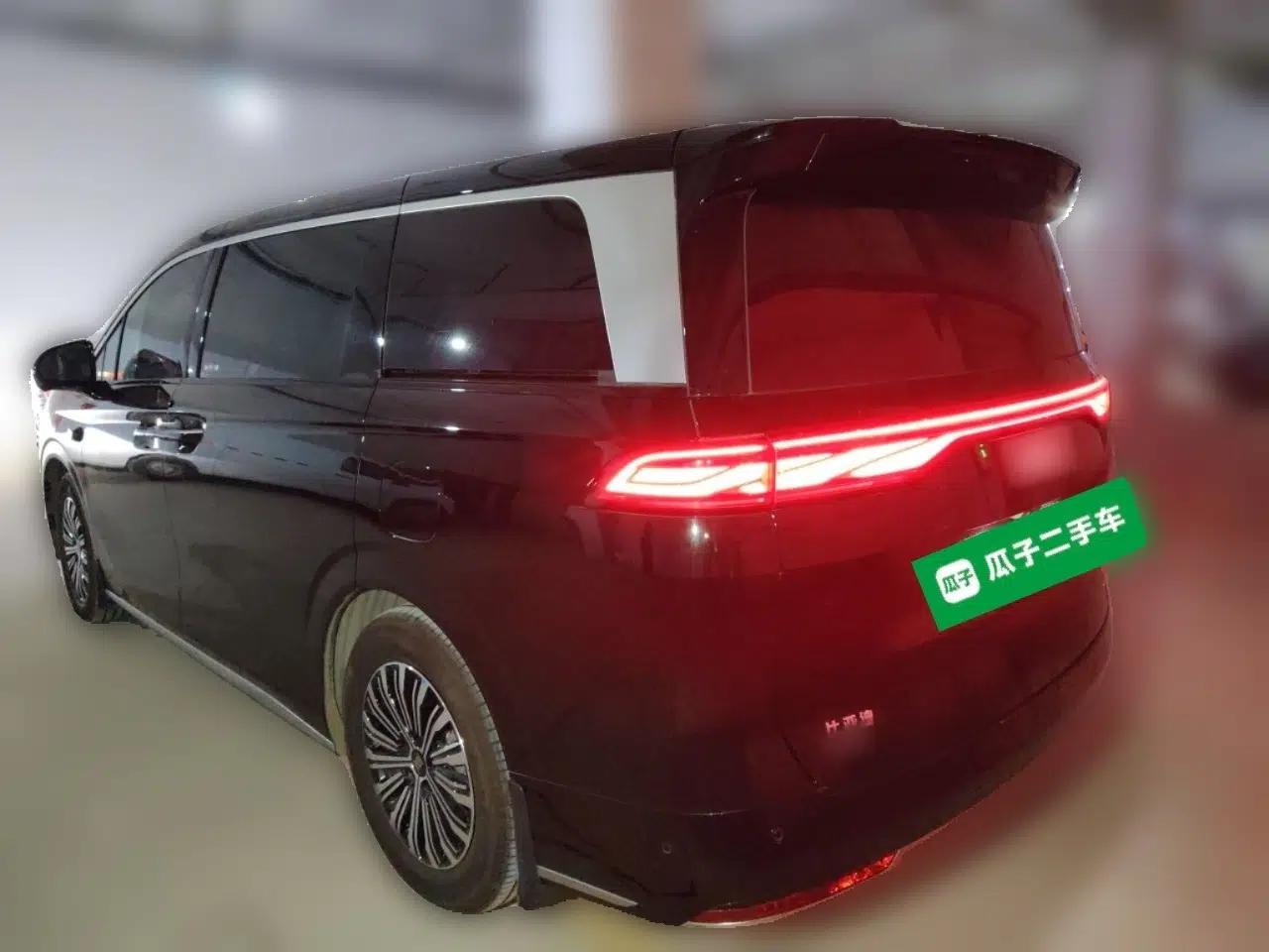 BYD Xia 2026 DM-i 1.5T 218KM Excellence Edition — миниатюра 4