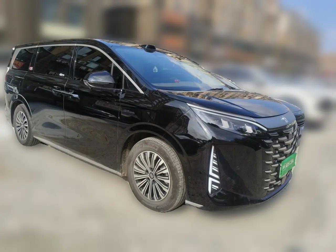 BYD Xia 2025 DM-i 1.5T 180km Excellence Model — миниатюра 3