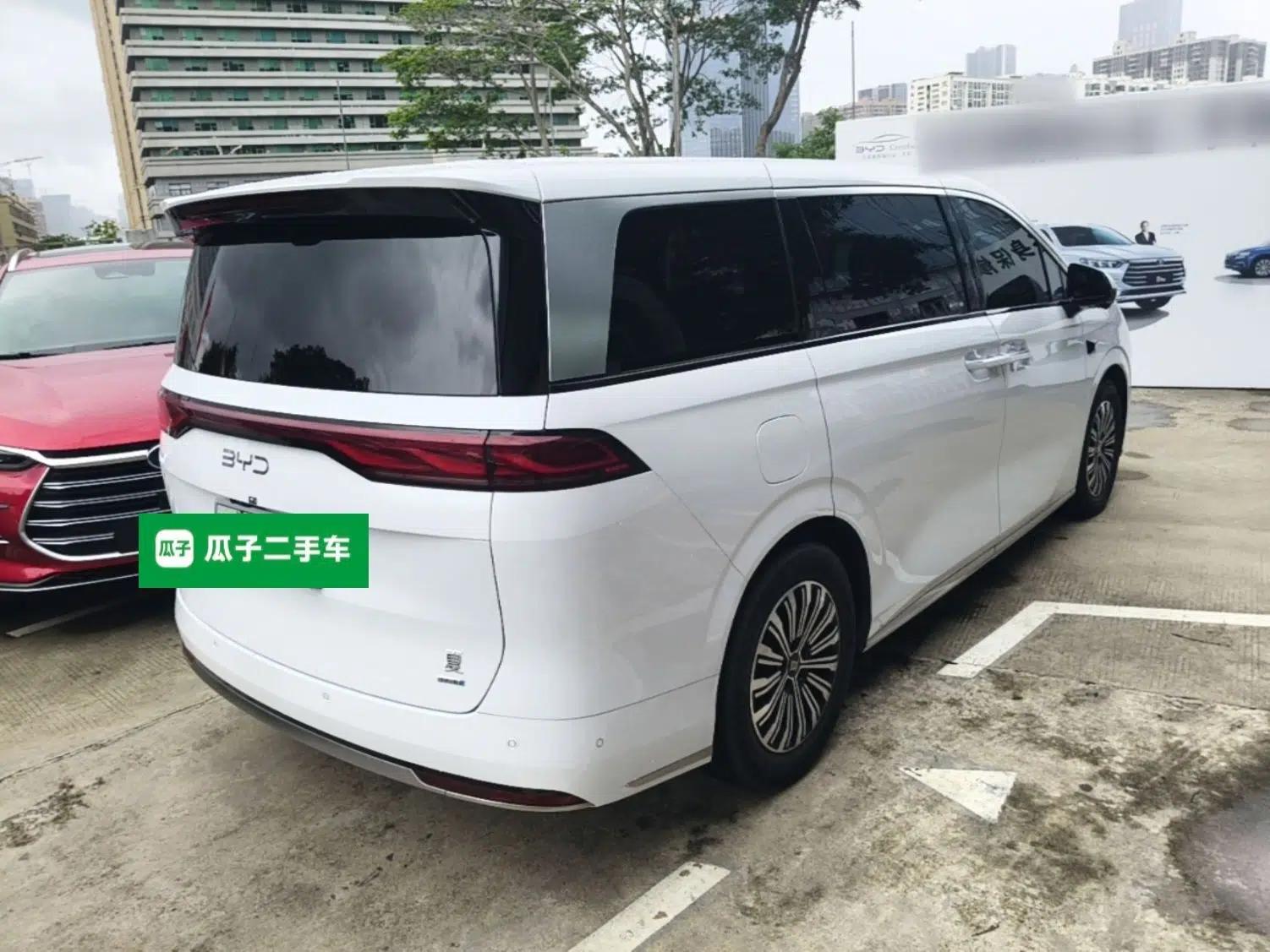 BYD Xia 2025 DM-i 1.5T 180km Excellence Model — миниатюра 6