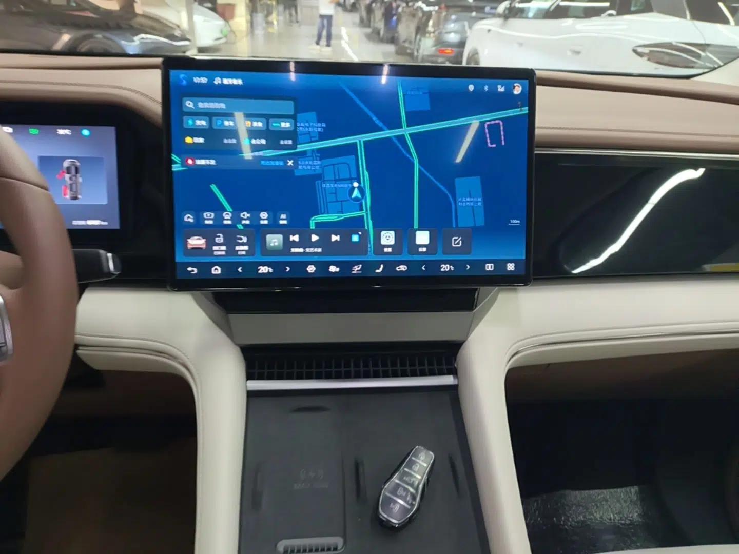 BYD Xia 2025 DM-i 1.5T 180km Beyond Edition — миниатюра 15