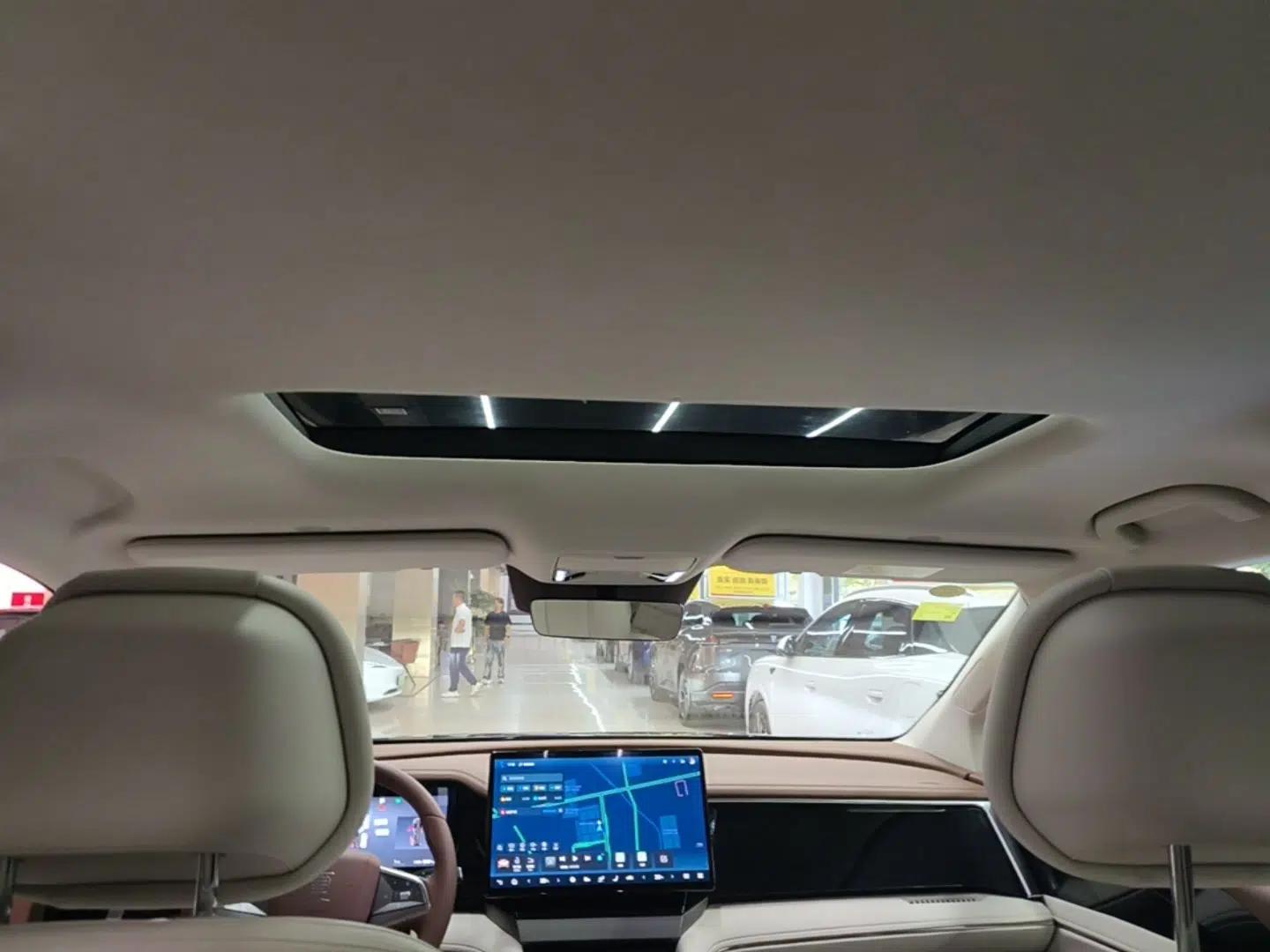 BYD Xia 2025 DM-i 1.5T 180km Beyond Edition — миниатюра 21