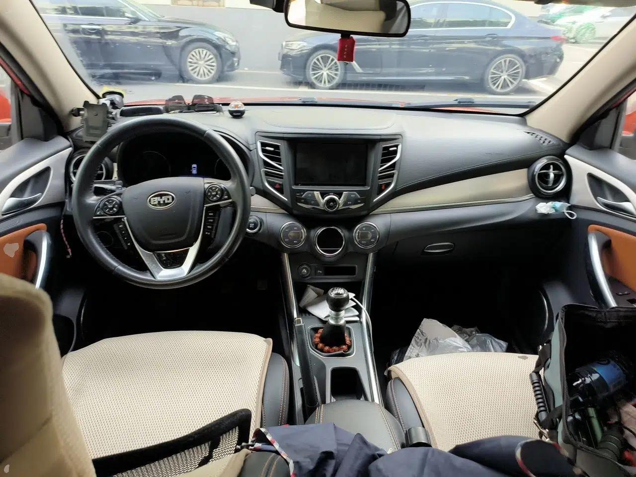 BYD Song 2016 1.5TI Manual Luxury Model — миниатюра 9