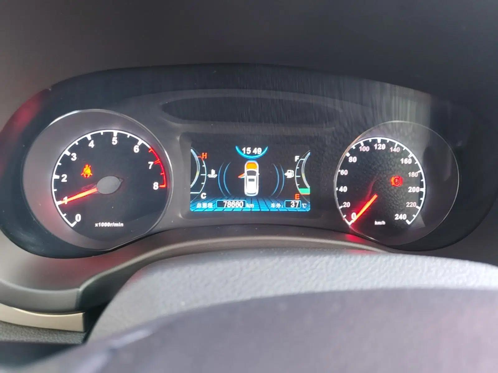 BYD Song 2017 Gaishi Upgrade Edition 1.5TI Manual Elite Model — миниатюра 19