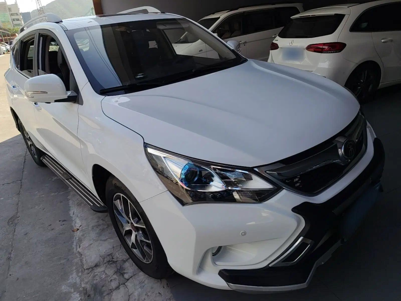 BYD Song 2017 Gaishi Upgrade Edition 1.5TI Manual Elite Model — миниатюра 3