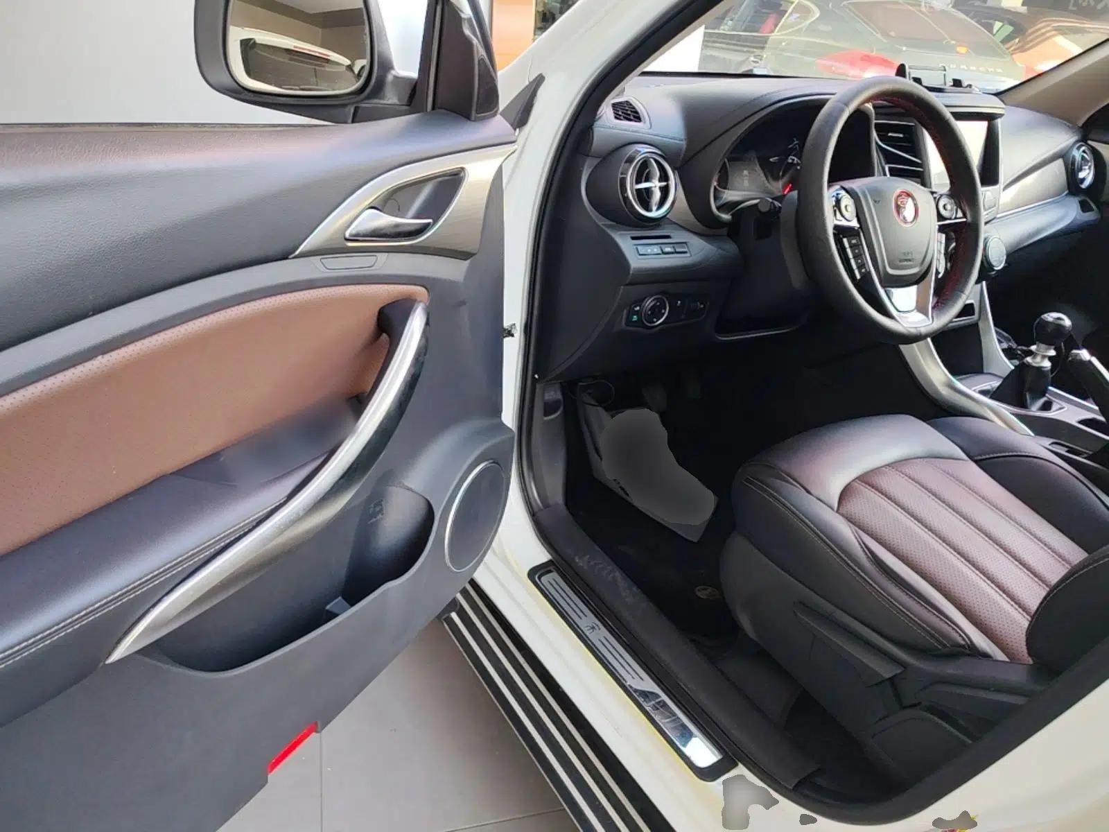 BYD Song 2017 Gaishi Upgrade Edition 1.5TI Manual Elite Model — миниатюра 23
