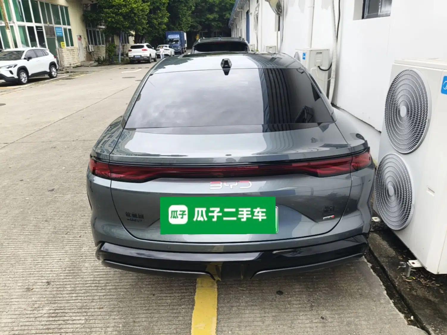 BYD Han L 2025 DM-p Four-Wheel-Drive LiDAR Flagship Model — миниатюра 5