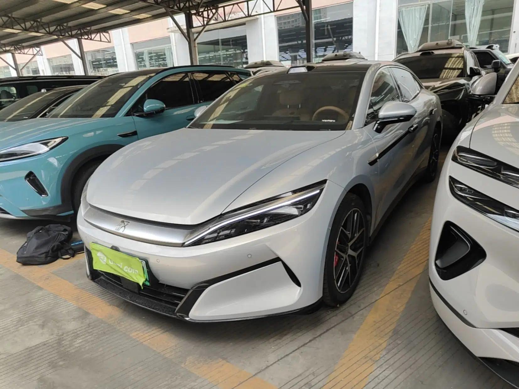 BYD Han L 2025 EV Four-Wheel Drive LiDAR Flagship Model — миниатюра 1