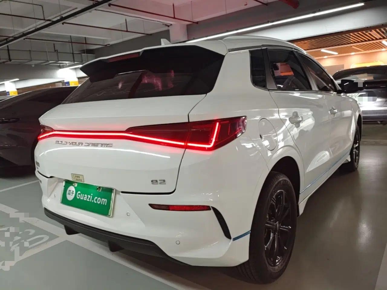 BYD e2 2021 Luxury Model — миниатюра 6