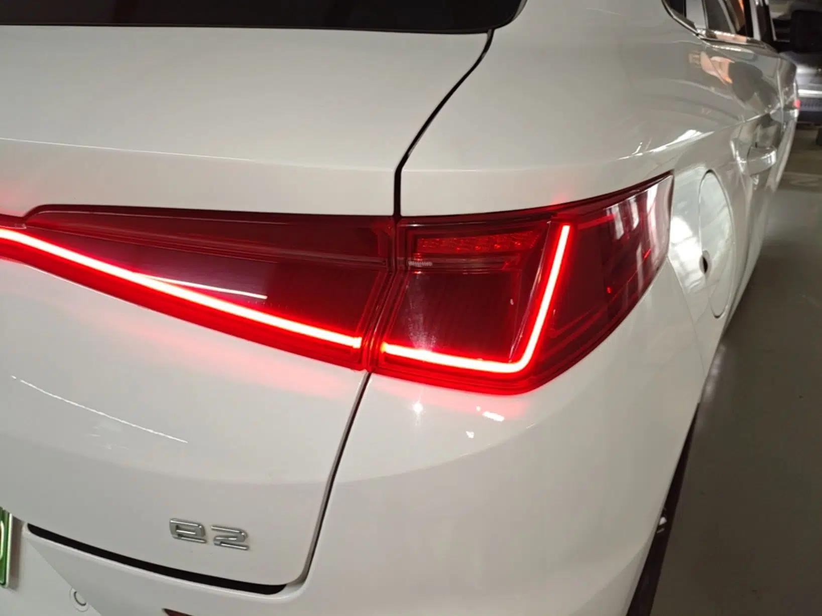BYD e2 2021 Luxury Model — миниатюра 9
