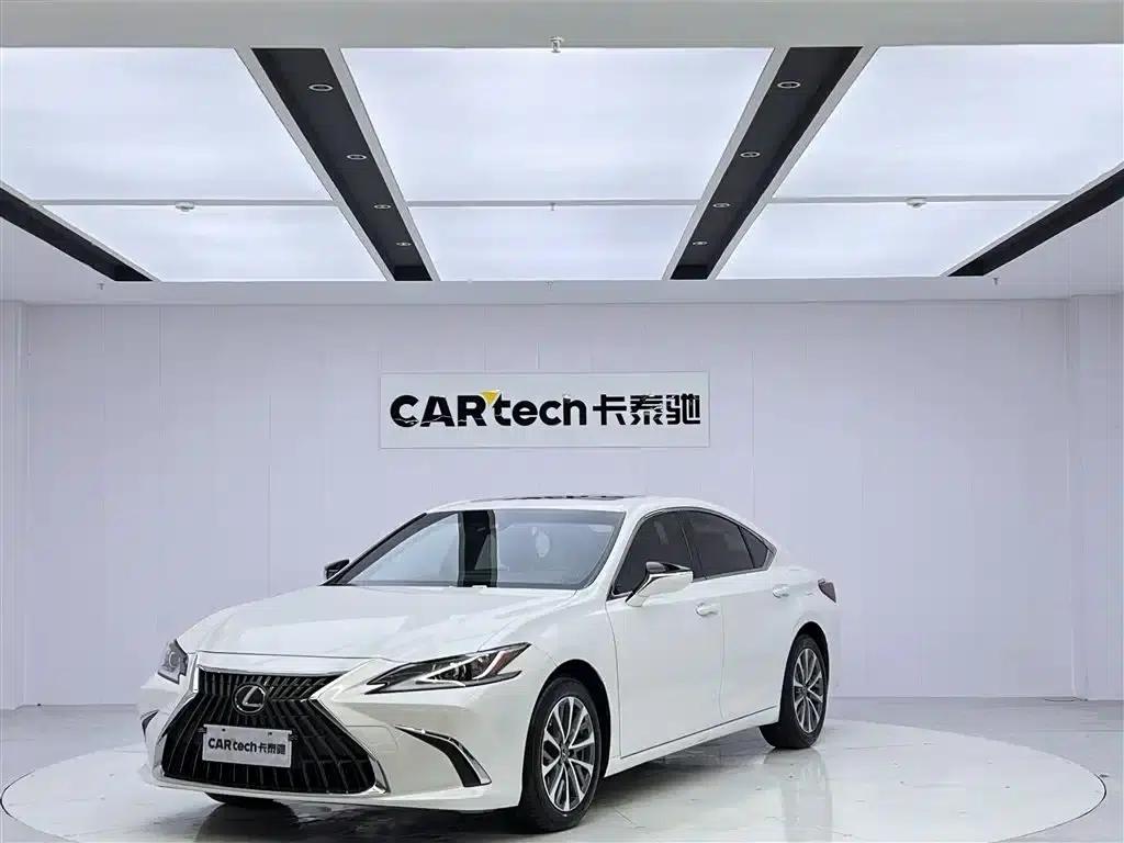 Lexus ES 2022 200 Premium Edition — миниатюра 1
