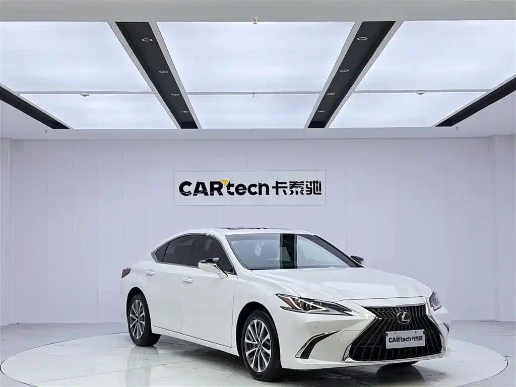 Lexus ES 2022 200 Premium Edition — миниатюра 2