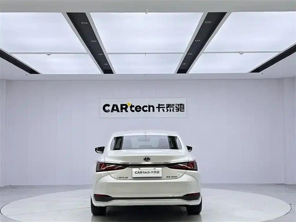 Lexus ES 2022 200 Premium Edition — миниатюра 13