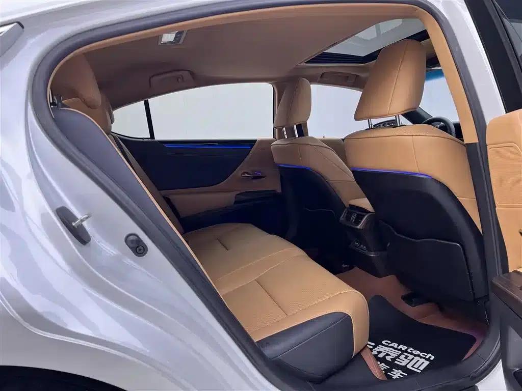 Lexus ES 2022 200 Premium Edition — миниатюра 23