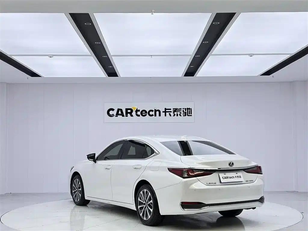 Lexus ES 2022 200 Premium Edition — миниатюра 7