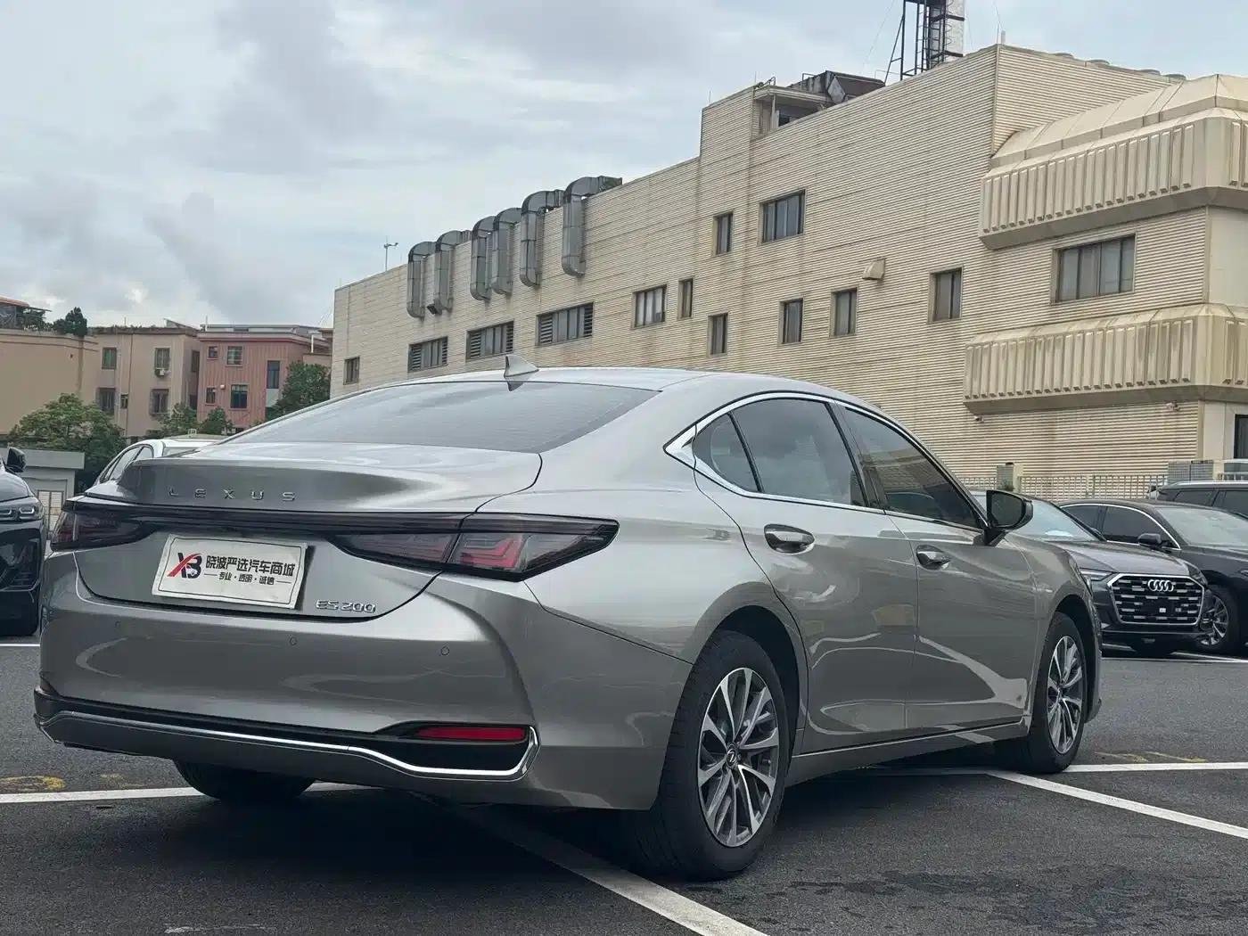 Lexus ES 2025 200 Premium Edition — миниатюра 7