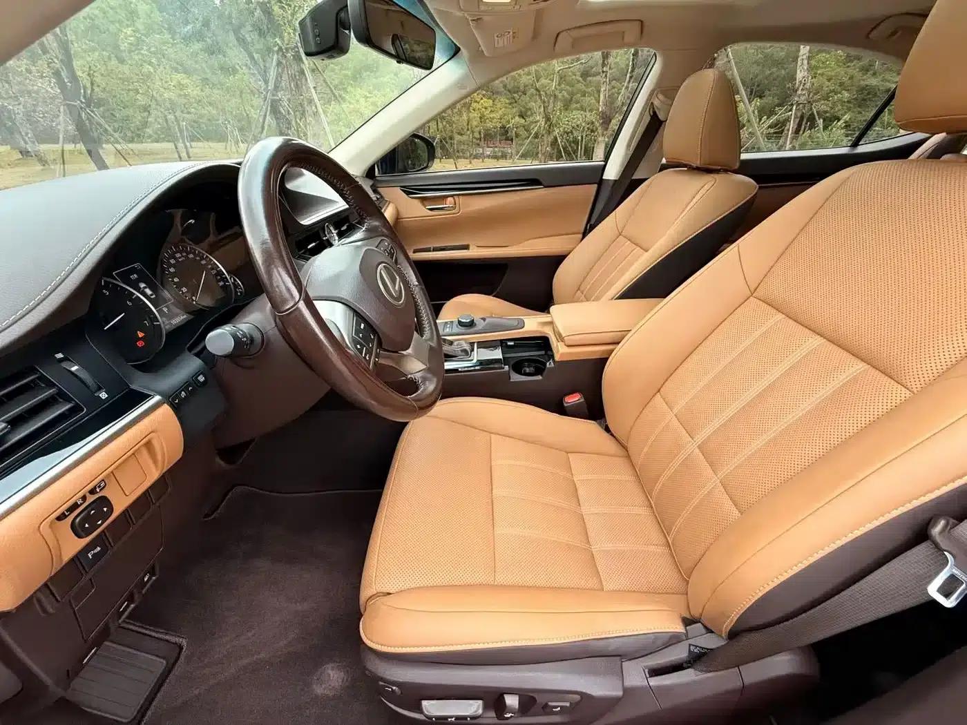 Lexus ES 2015 200 Elite Edition — миниатюра 4