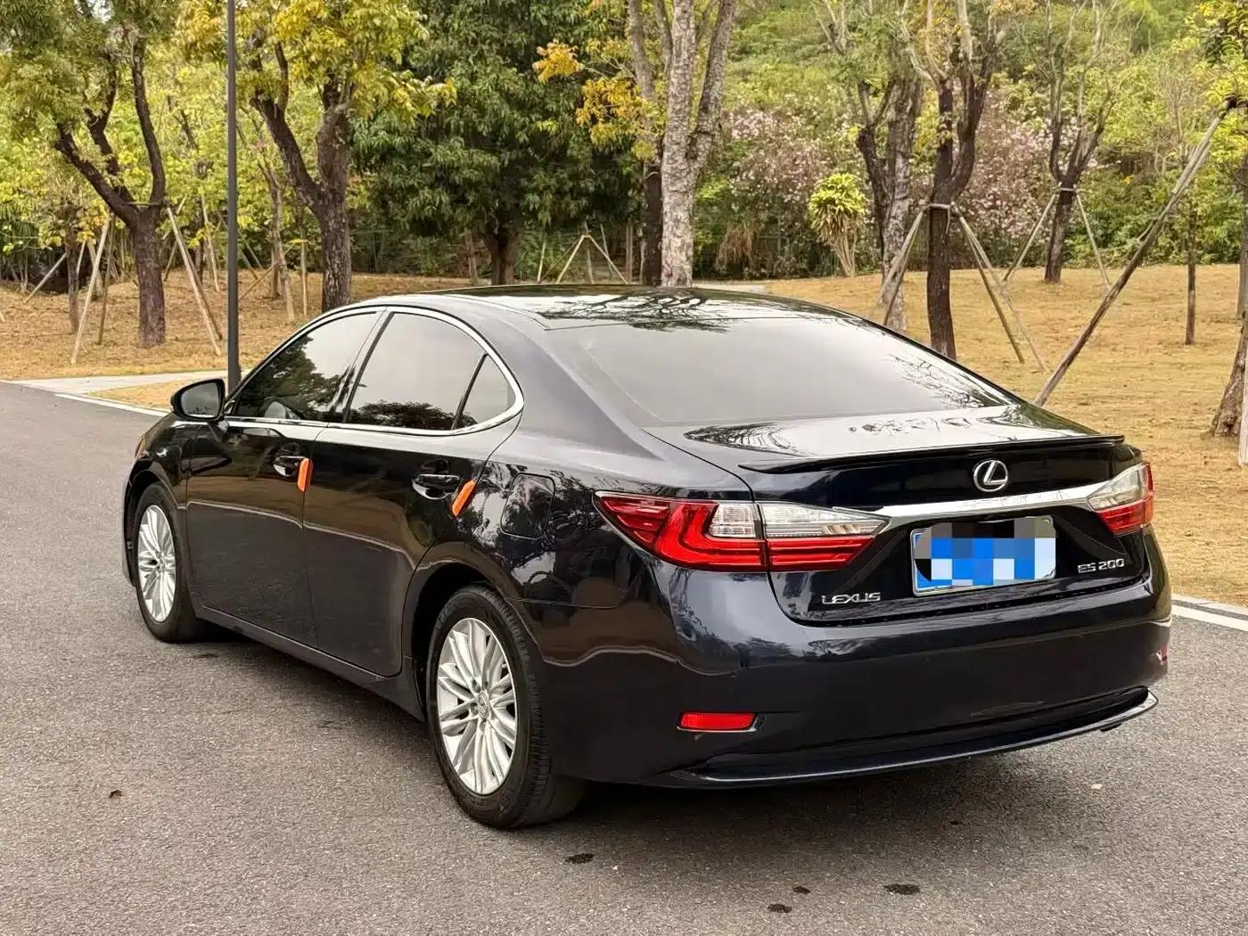 Lexus ES 2015 200 Elite Edition — миниатюра 9
