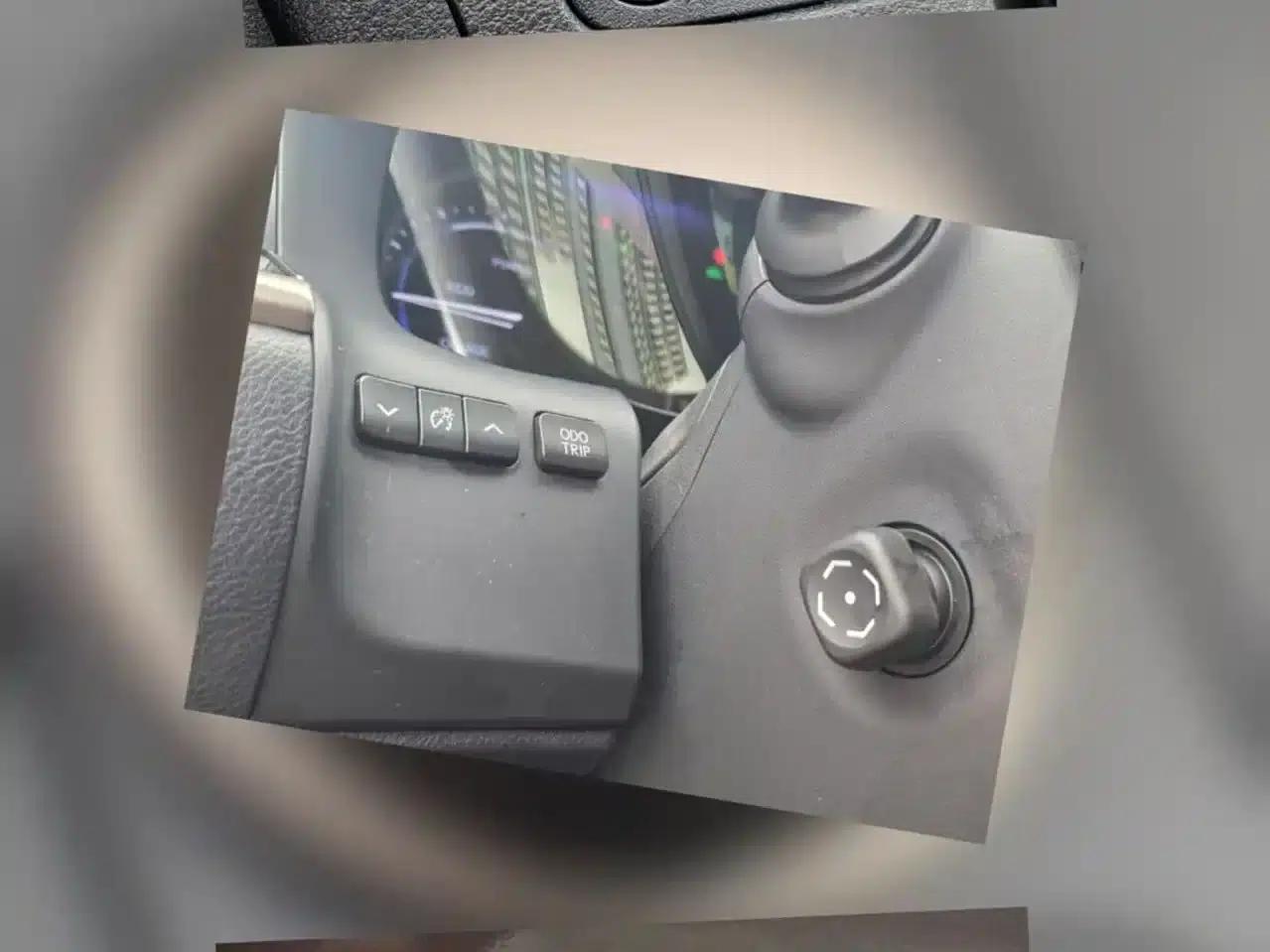 Lexus ES 2013 300h Elite Edition — миниатюра 9