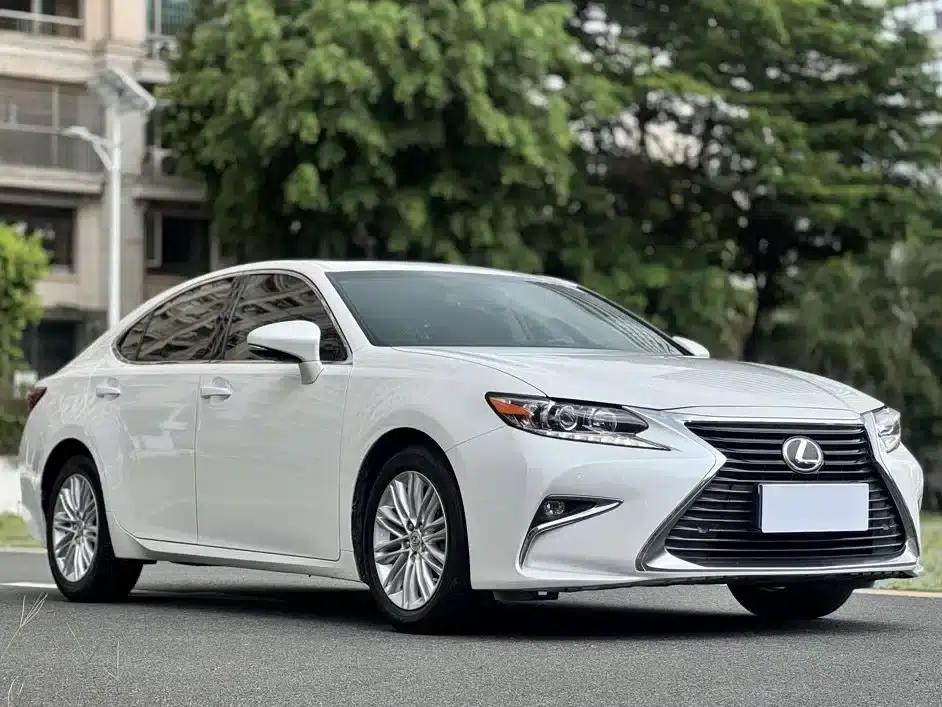Lexus ES 2015 200 Elite Edition — миниатюра 3
